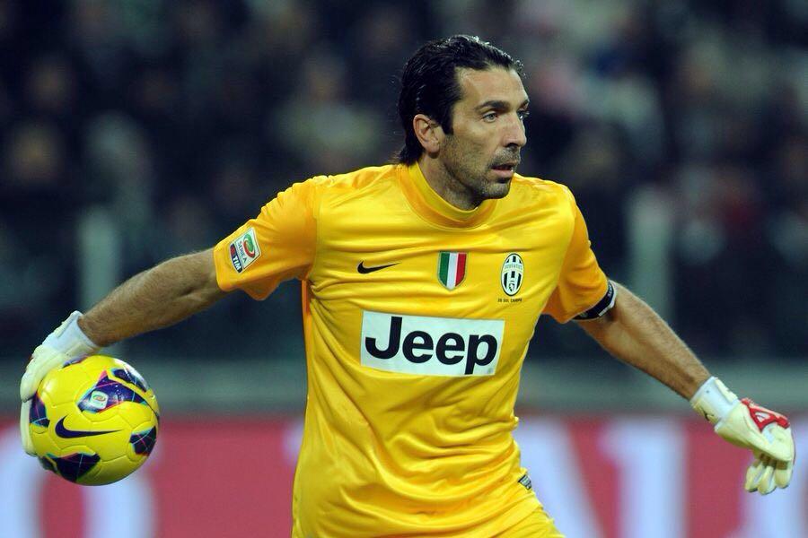 罗马诺：韦加的未来仍未明朗，切尔西只考虑永久转会