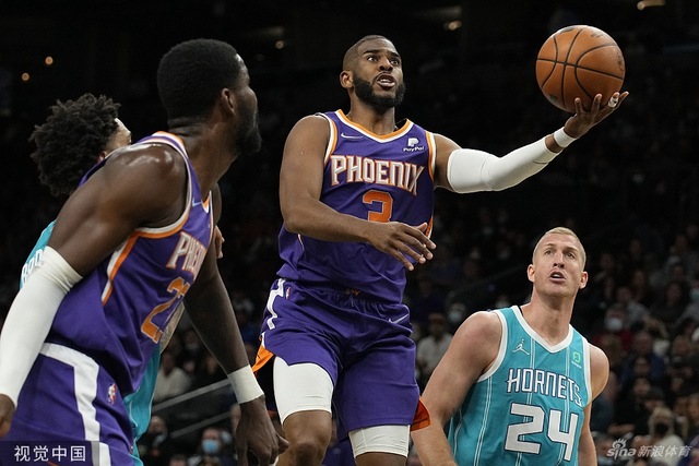 在防守端 在防守端