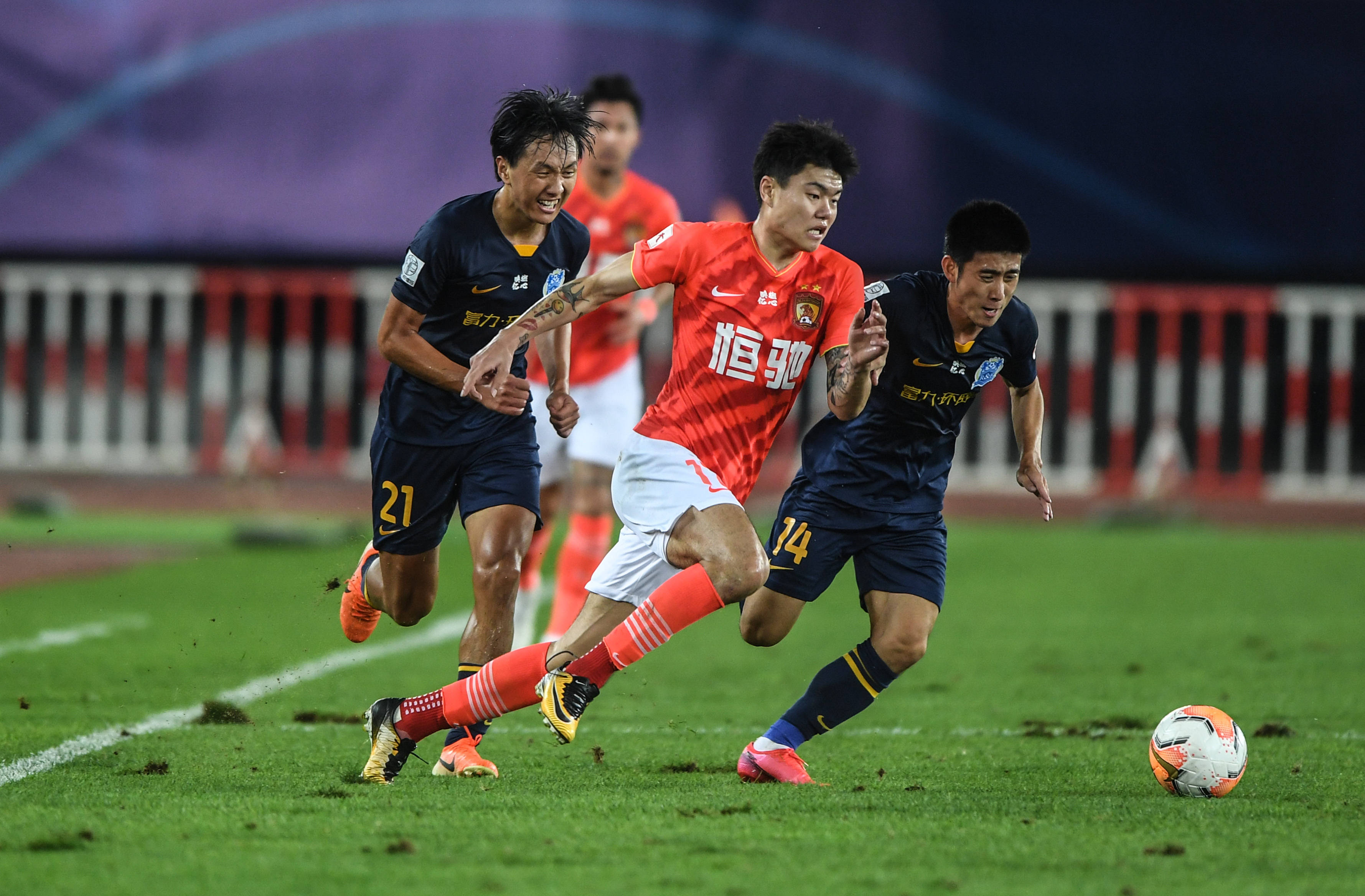 球队在多条 球队在多条