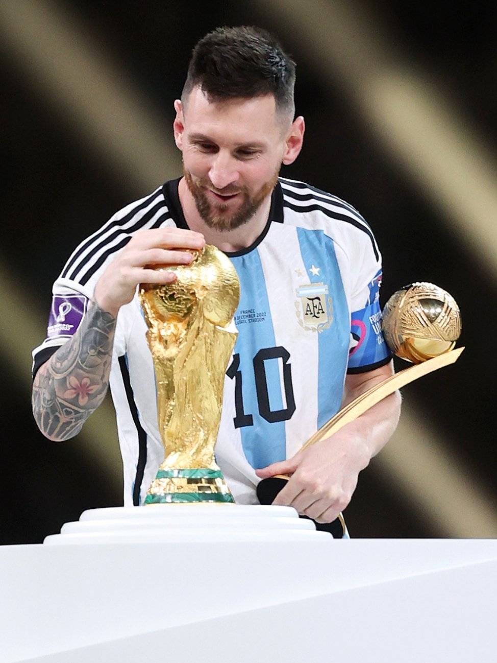 拉菲尼亚不 拉菲尼亚不